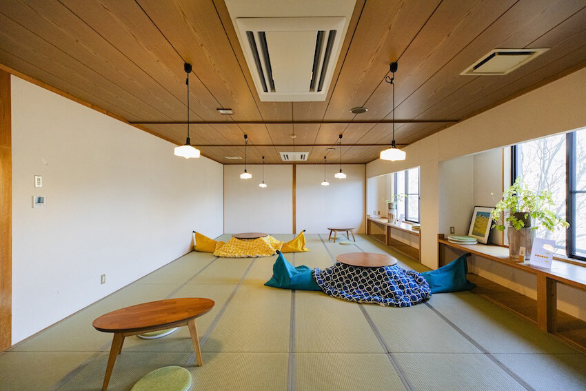 さなざわ㞢テラスオープンスペース_畳スペースイメージ