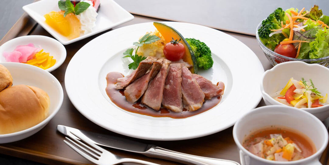 湘南国際村センター 夕食イメージ